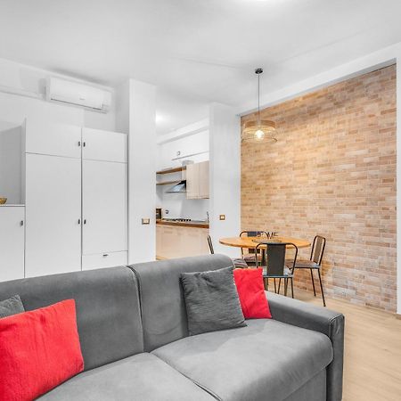 Ris161 -Modern Apartment Equipped With All Comfort- Sesto San Giovanni Exterior photo